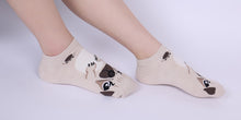 Load image into Gallery viewer, Women&#39;s Knit Pug Ankle Socks